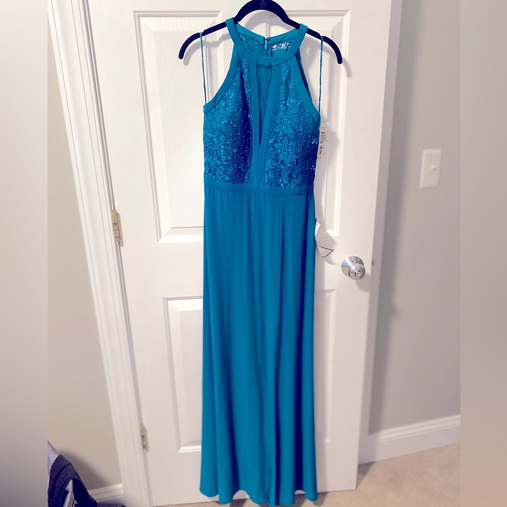 Gorgeous Teal floor length gown, beautiful embroidered detail
